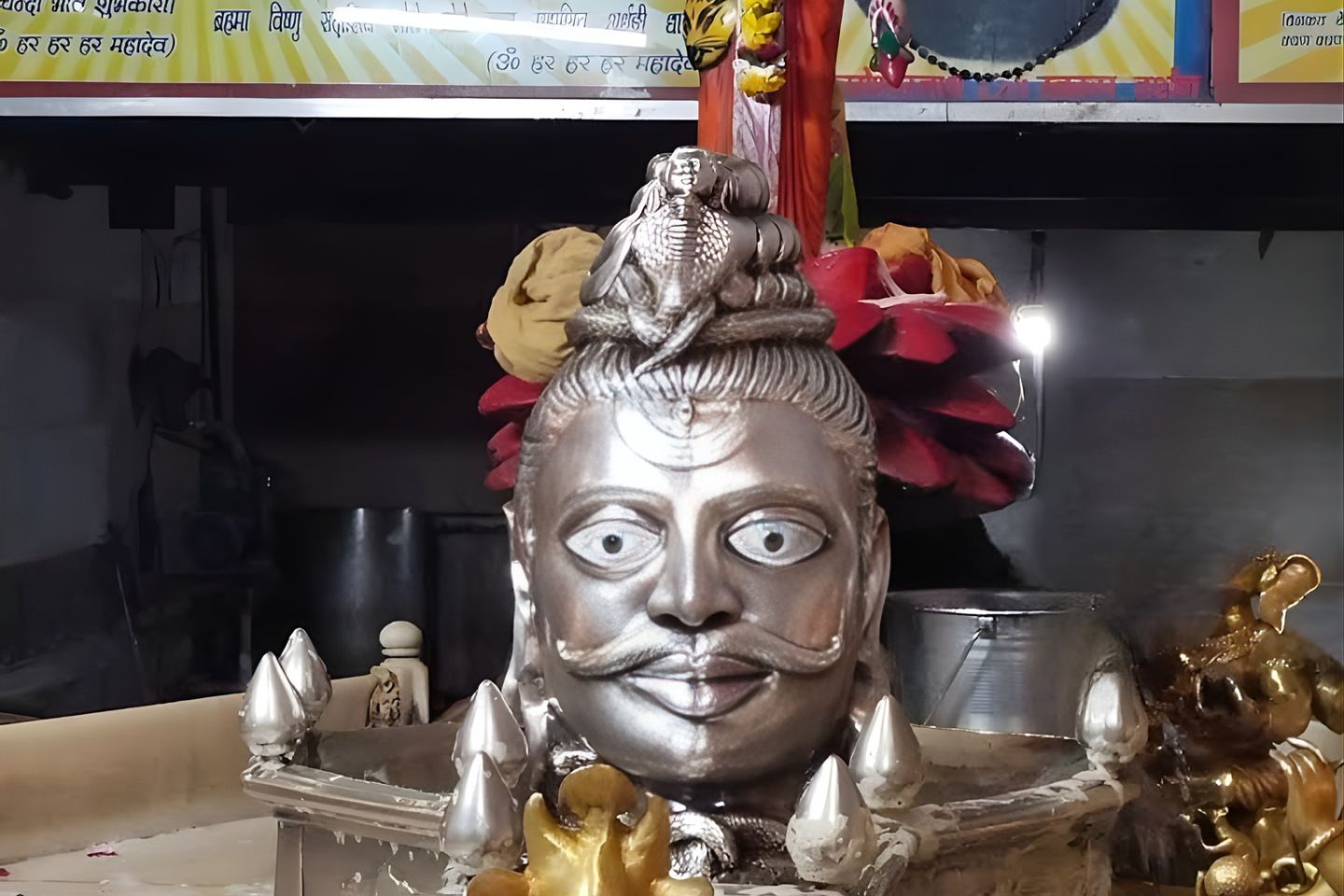 Mankameshwar Temple Agra